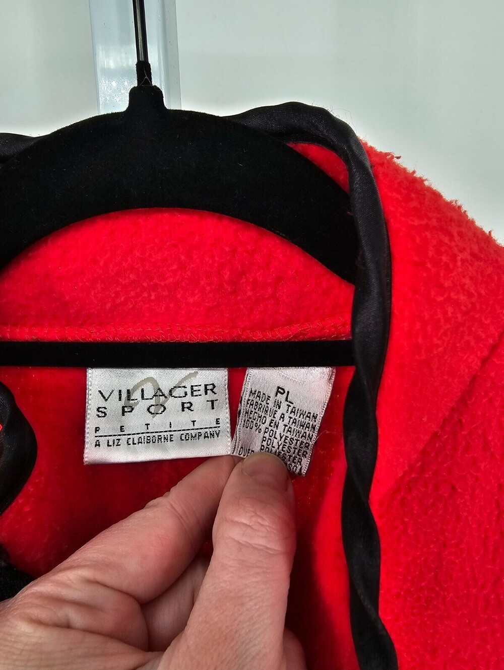 Villager by Liz Claiborne Womens Sz PL Petite Zip Up Fleece Vest Jacket Red - Picture 3 of 4
